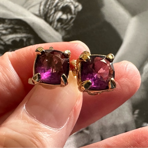 Swan Signed SWAROVSKI Small Purple Crystal Clip On Earrings 80s/90s Vintage - Picture 2 of 8